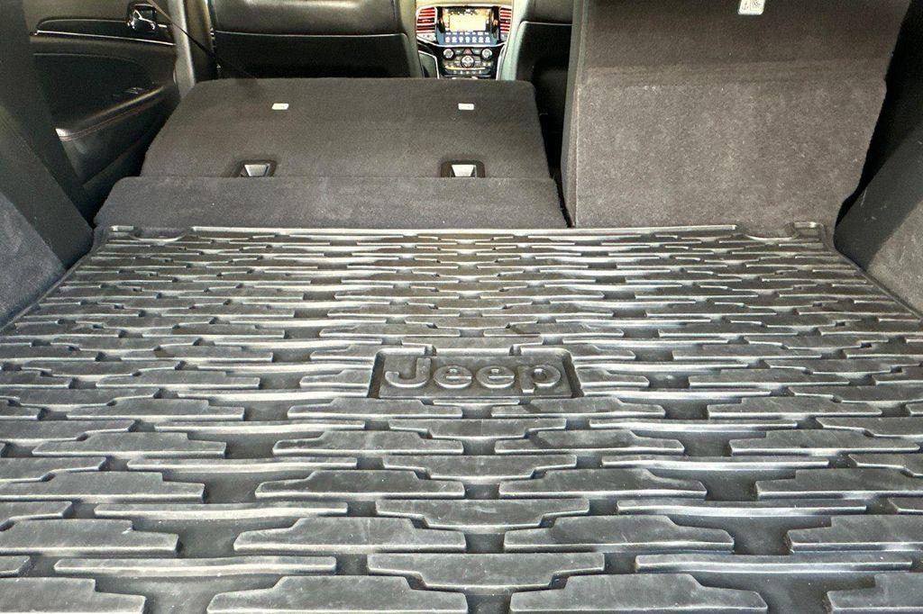 used 2020 Jeep Grand Cherokee car, priced at $24,458