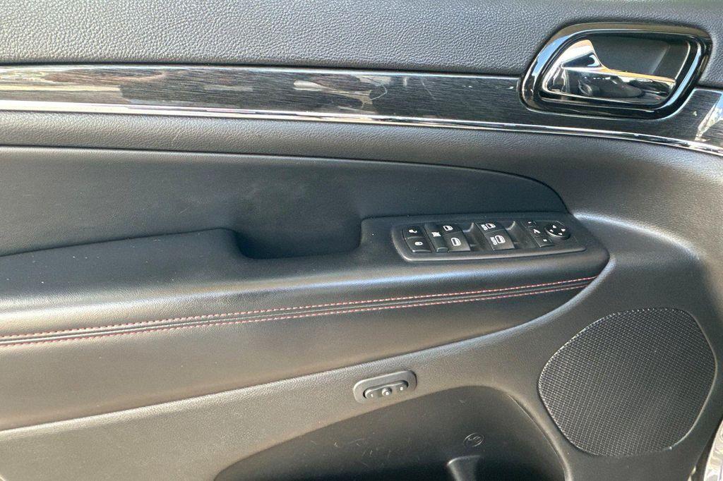 used 2020 Jeep Grand Cherokee car, priced at $24,458