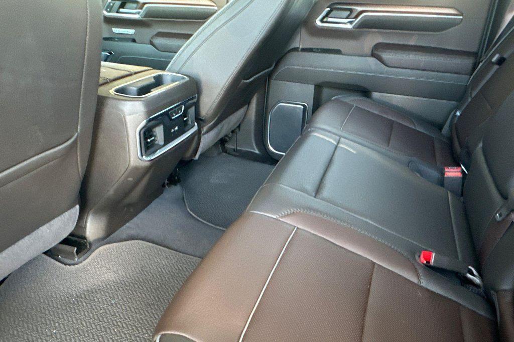 new 2024 GMC Sierra 1500 car, priced at $74,725