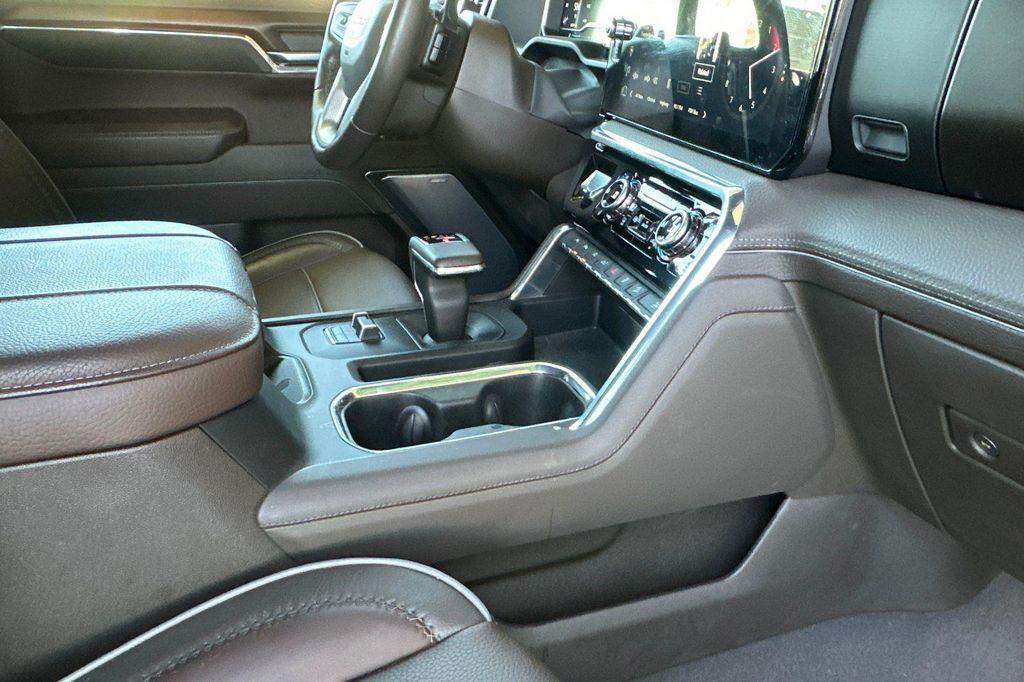 new 2024 GMC Sierra 1500 car, priced at $74,725