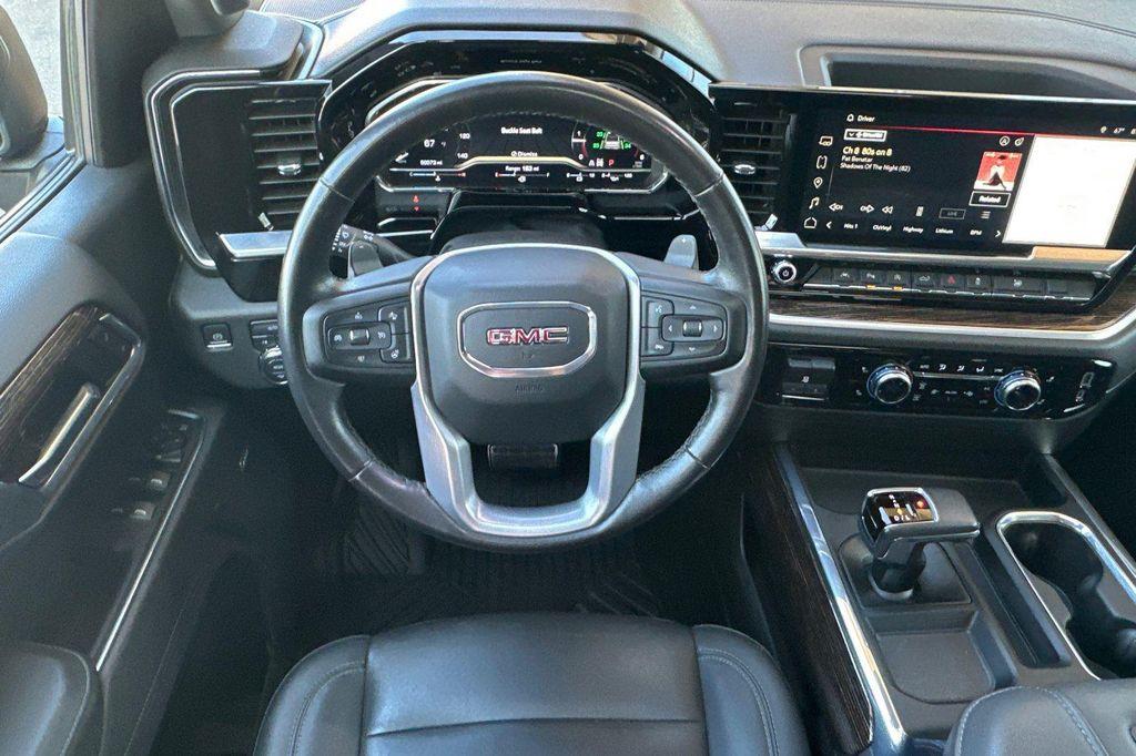 used 2022 GMC Sierra 1500 car, priced at $43,890