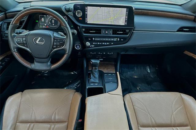 used 2022 Lexus ES 300h car, priced at $42,825