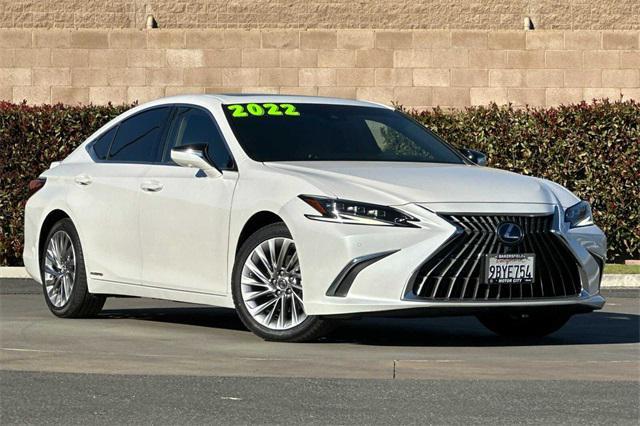 used 2022 Lexus ES 300h car, priced at $42,825