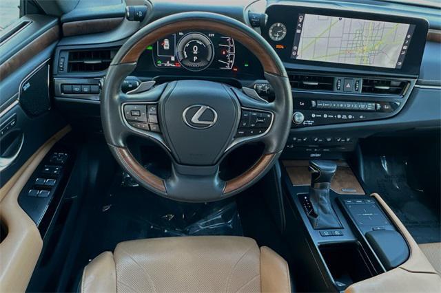 used 2022 Lexus ES 300h car, priced at $42,825