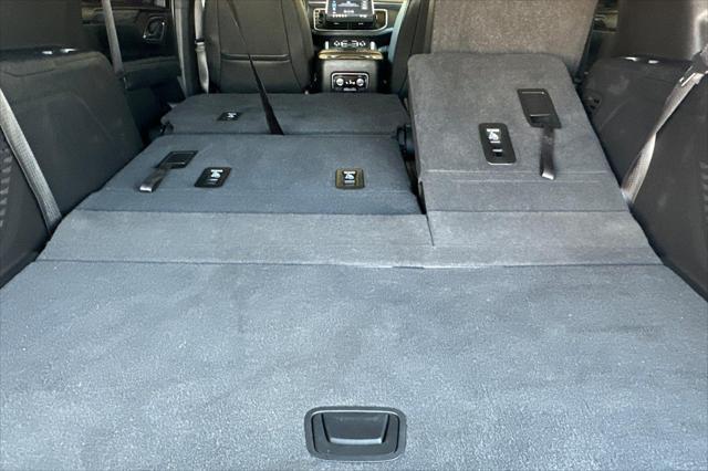 used 2021 GMC Yukon car, priced at $37,690