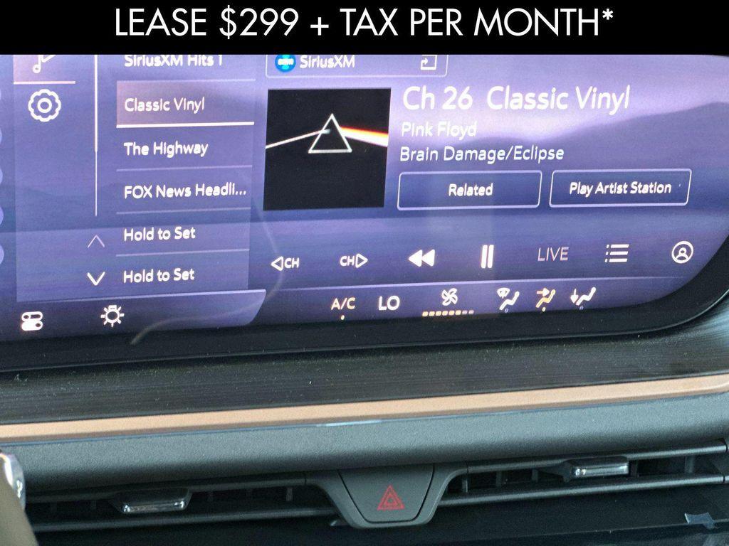 new 2025 Buick Envision car, priced at $38,718