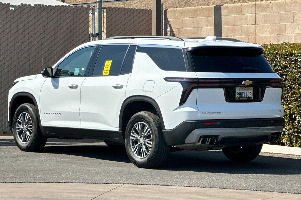 used 2024 Chevrolet Traverse car, priced at $37,645
