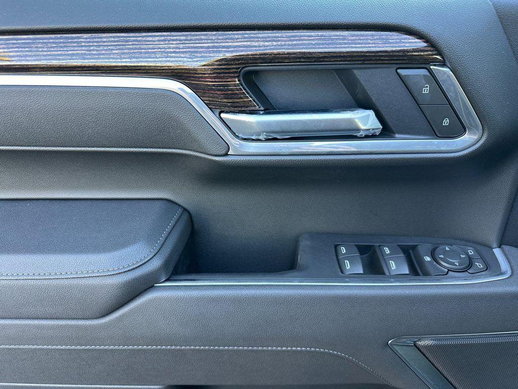 new 2025 GMC Sierra 1500 car, priced at $50,850