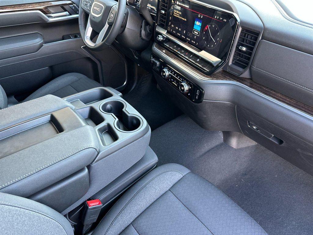 new 2025 GMC Sierra 1500 car, priced at $50,850