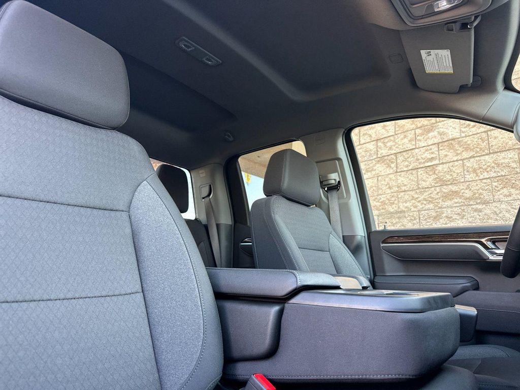 new 2025 GMC Sierra 1500 car, priced at $50,850