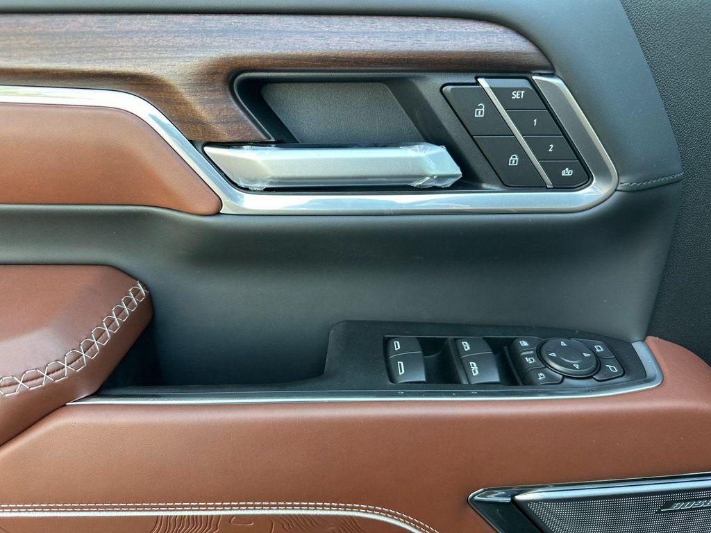 new 2026 GMC Sierra 2500 car, priced at $100,040