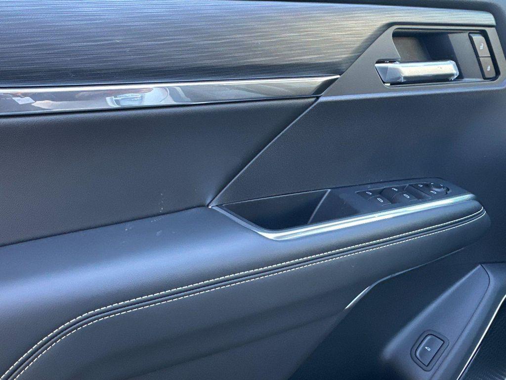 new 2026 GMC Acadia car, priced at $45,435