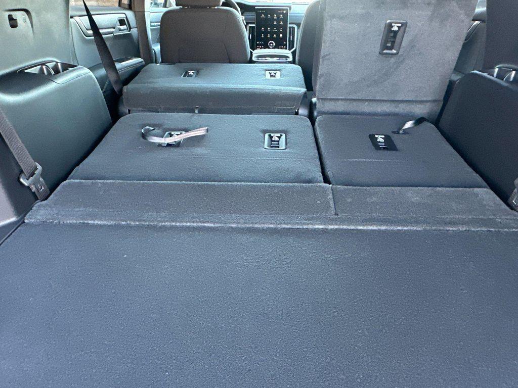 new 2026 GMC Acadia car, priced at $45,435