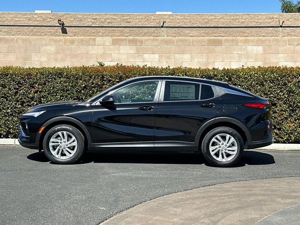 new 2025 Buick Envista car, priced at $26,505