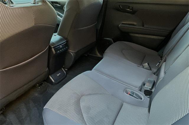 used 2023 Toyota Highlander car, priced at $35,124