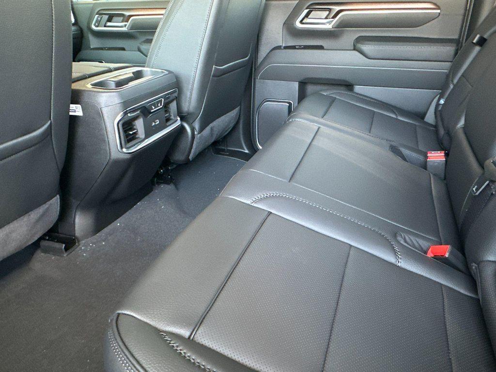 new 2025 GMC Sierra 2500 car, priced at $84,999