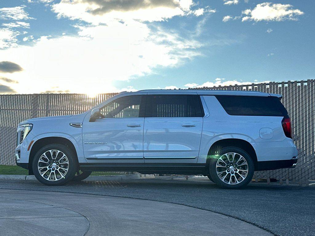 new 2026 GMC Yukon XL car, priced at $95,259