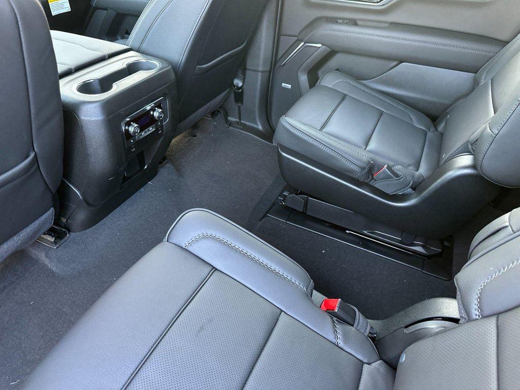 new 2026 GMC Yukon XL car, priced at $95,259