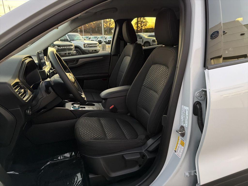 new 2026 Ford Escape car, priced at $31,245