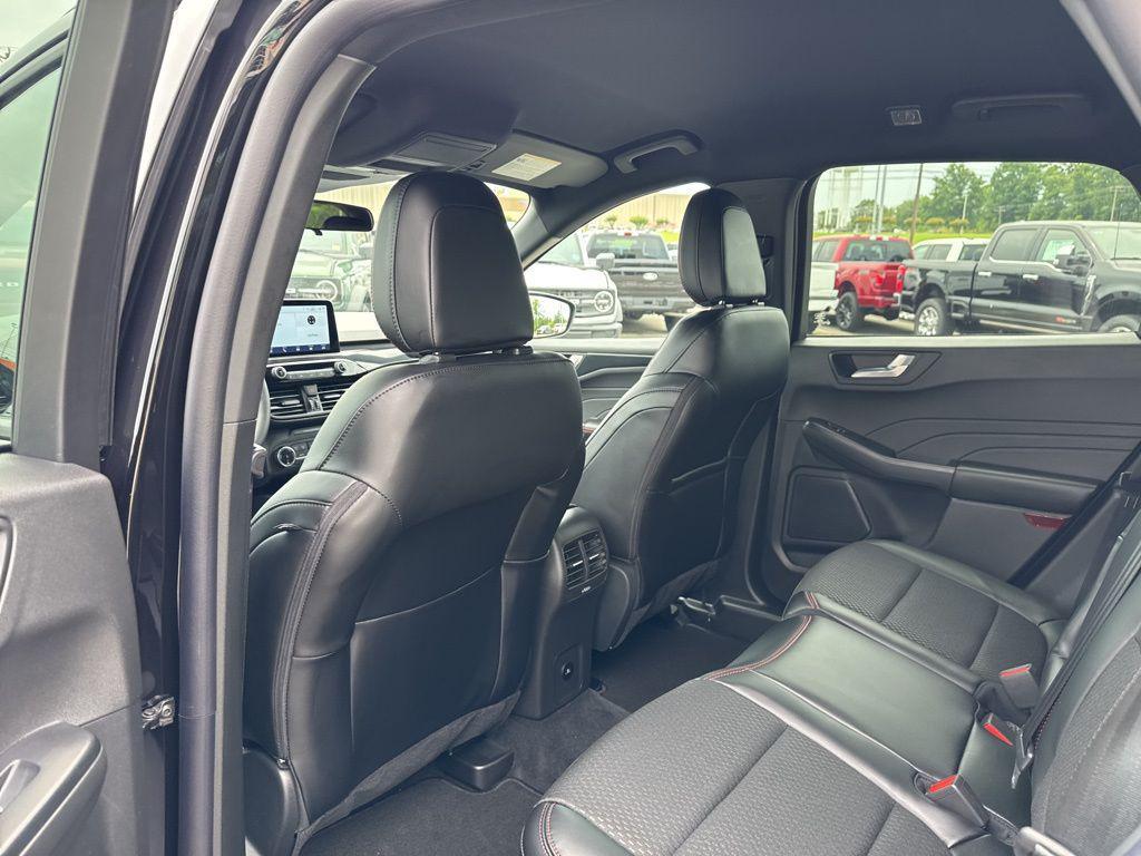 new 2025 Ford Escape car, priced at $27,876