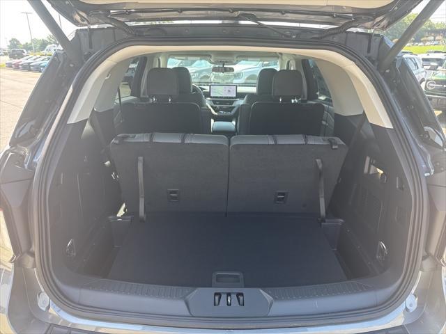 new 2025 Ford Explorer car, priced at $44,703