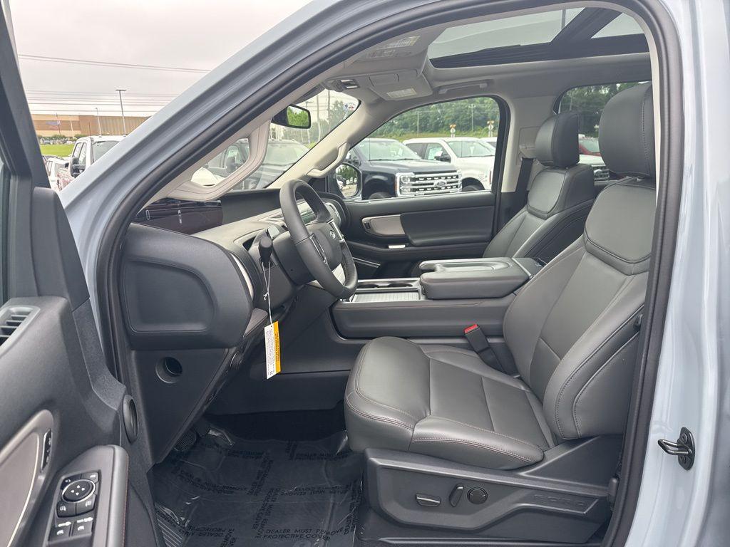 new 2025 Ford Expedition car, priced at $69,737