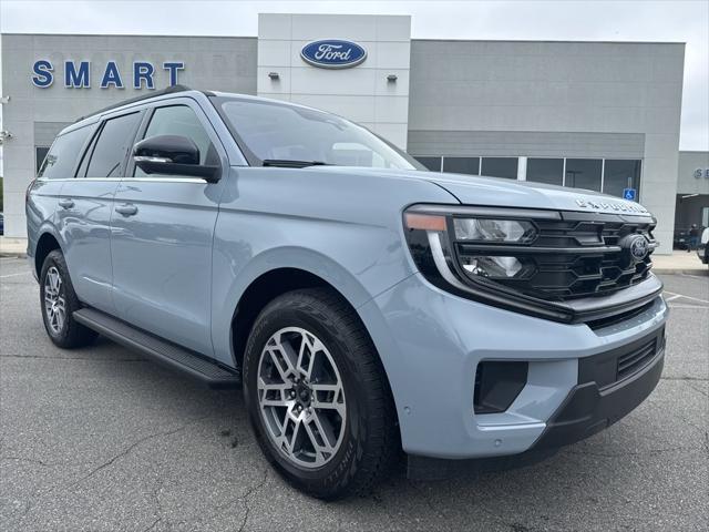 new 2025 Ford Expedition car, priced at $71,650