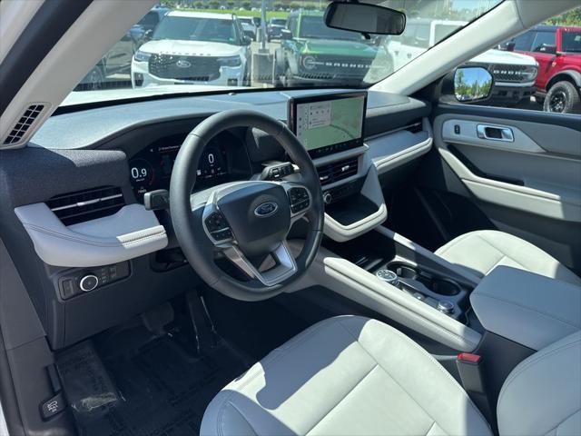 new 2025 Ford Explorer car, priced at $45,596
