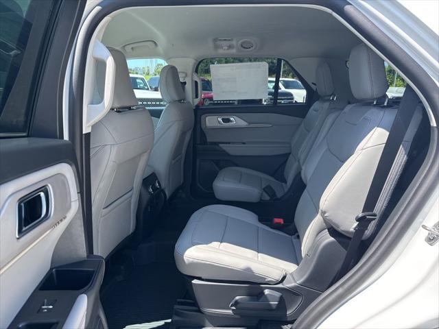 new 2025 Ford Explorer car, priced at $45,596