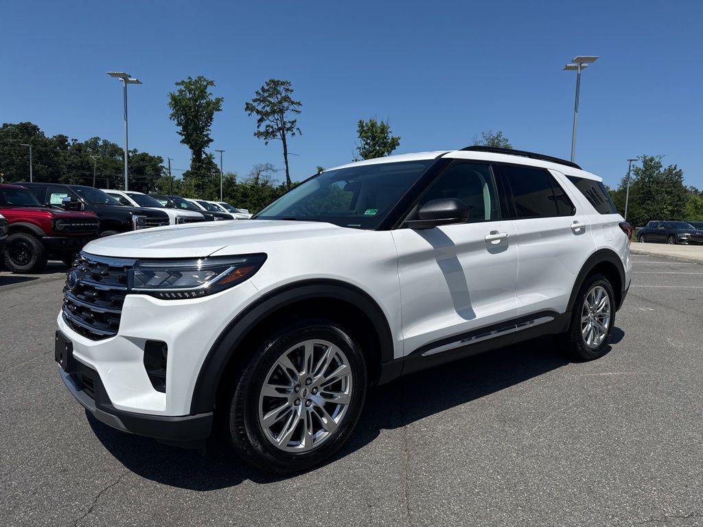 new 2025 Ford Explorer car, priced at $45,744