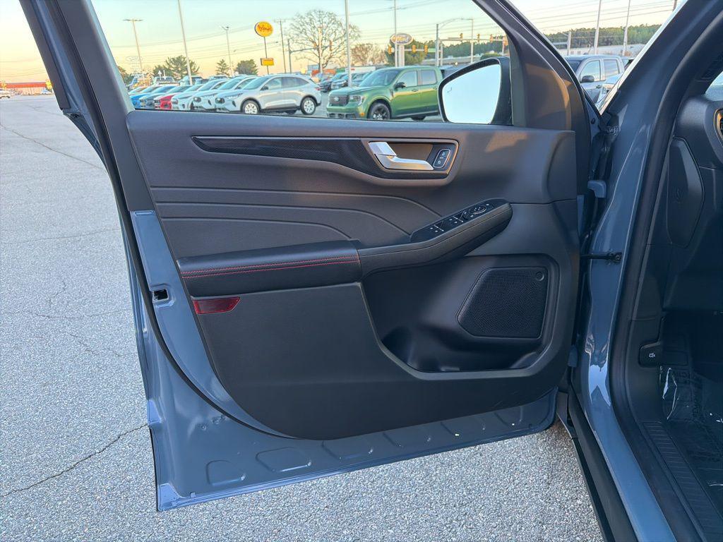 new 2026 Ford Escape car, priced at $31,185