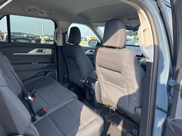 new 2025 Ford Explorer car, priced at $41,063