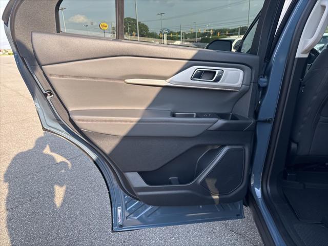 new 2025 Ford Explorer car, priced at $41,063