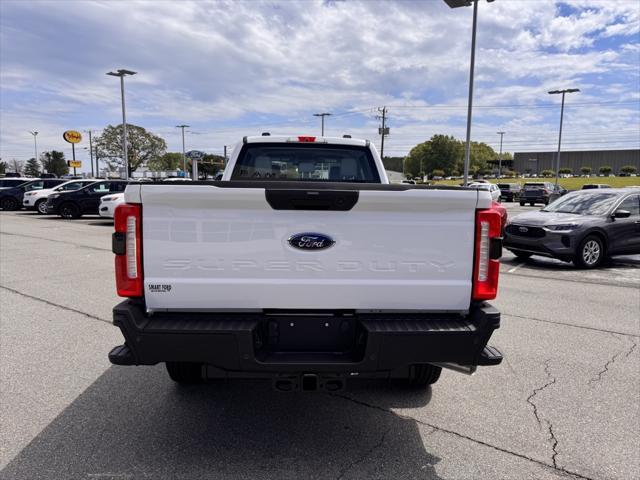 new 2024 Ford F-350 car, priced at $54,426