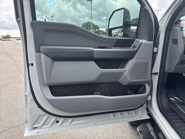 new 2025 Ford F-250 car, priced at $71,705