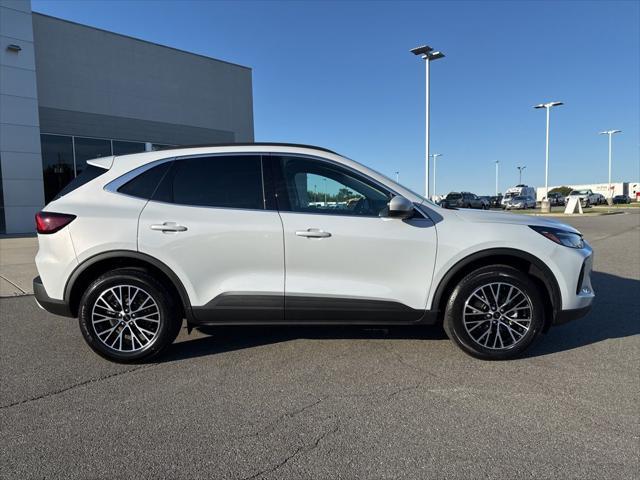 new 2025 Ford Escape PHEV car, priced at $31,968