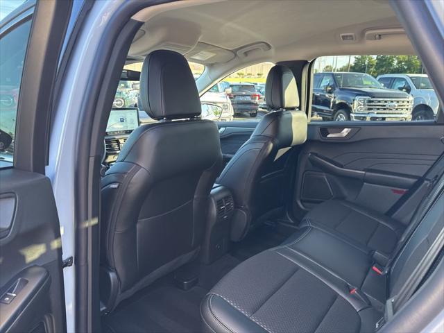 new 2025 Ford Escape PHEV car, priced at $31,968
