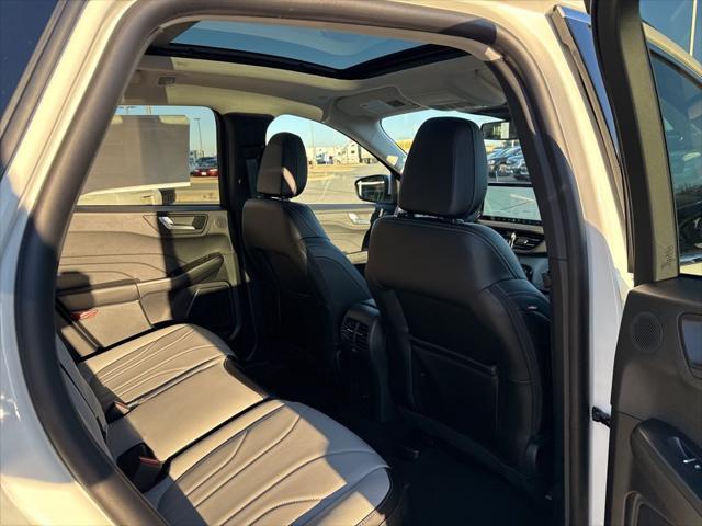 new 2025 Ford Escape PHEV car, priced at $38,098