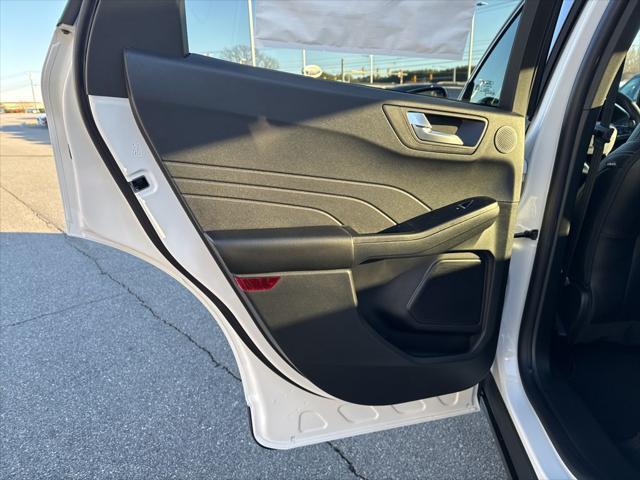 new 2025 Ford Escape PHEV car, priced at $38,098