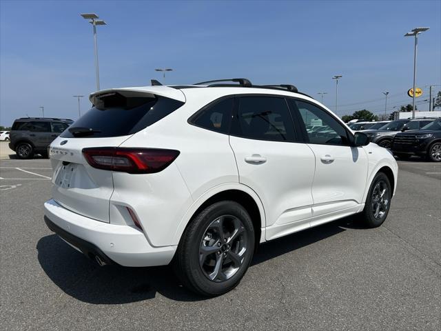 new 2024 Ford Escape car, priced at $25,499