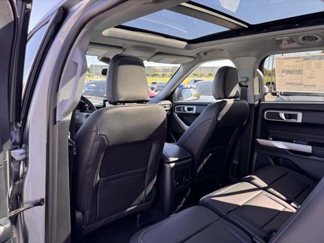 new 2024 Ford Explorer car, priced at $47,455