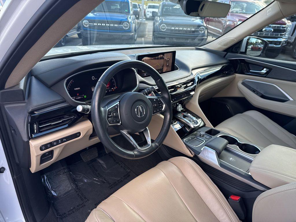 used 2023 Acura MDX car, priced at $47,996