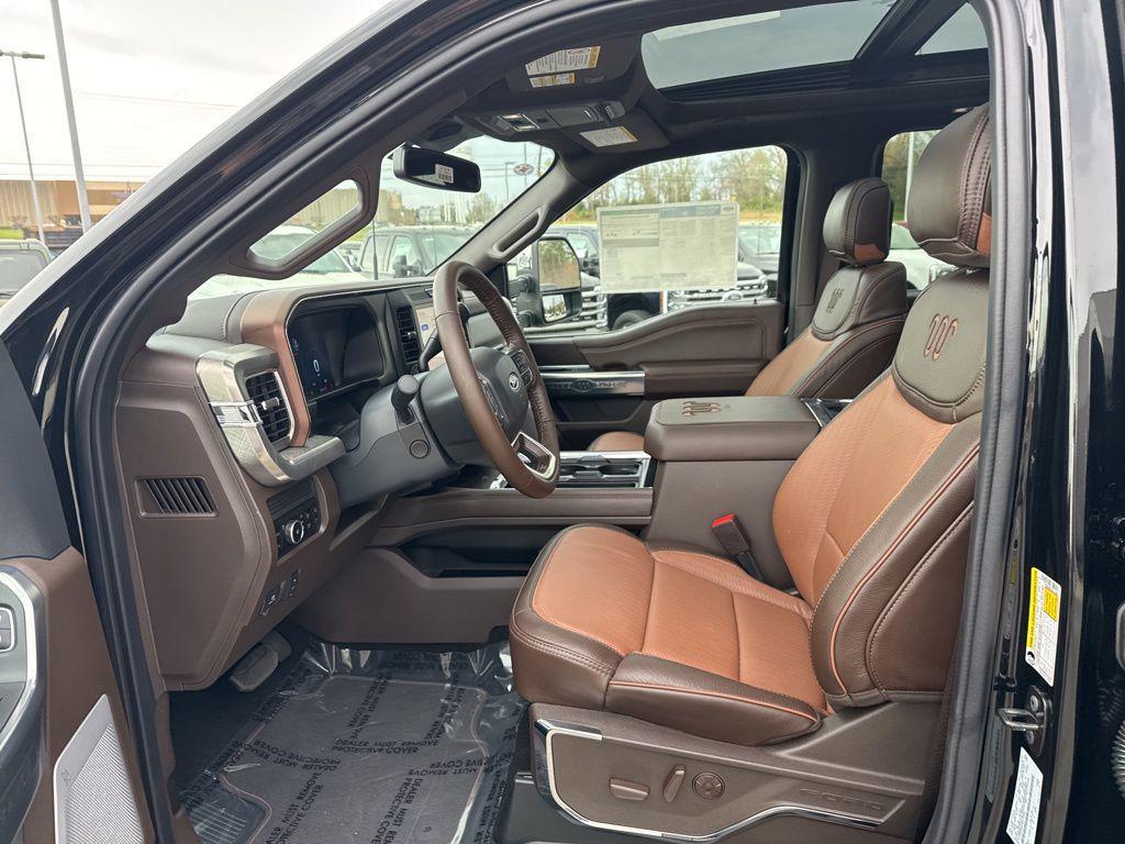 new 2025 Ford F-250 car, priced at $87,274