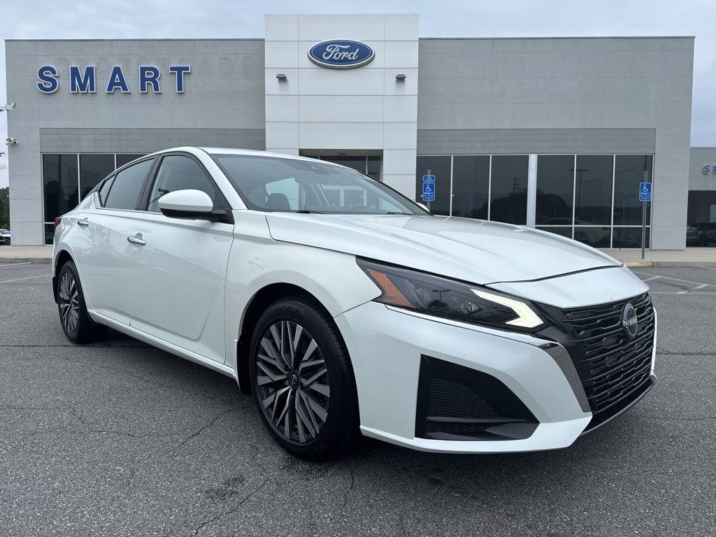 used 2023 Nissan Altima car, priced at $22,797