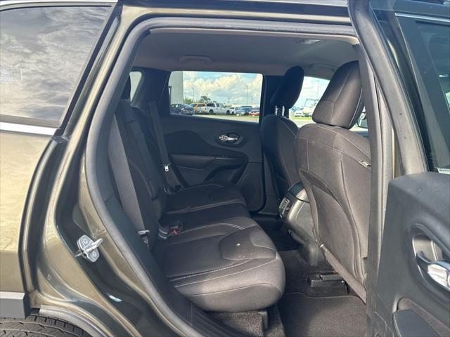 used 2015 Jeep Cherokee car, priced at $10,798