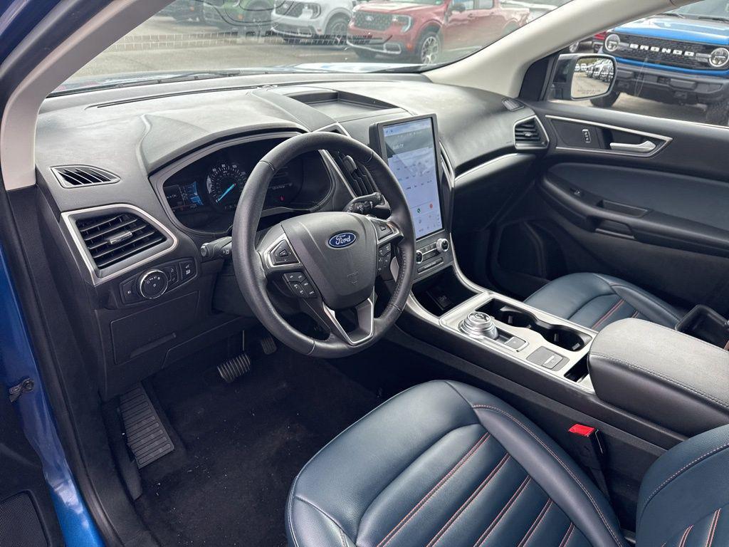 used 2022 Ford Edge car, priced at $24,998