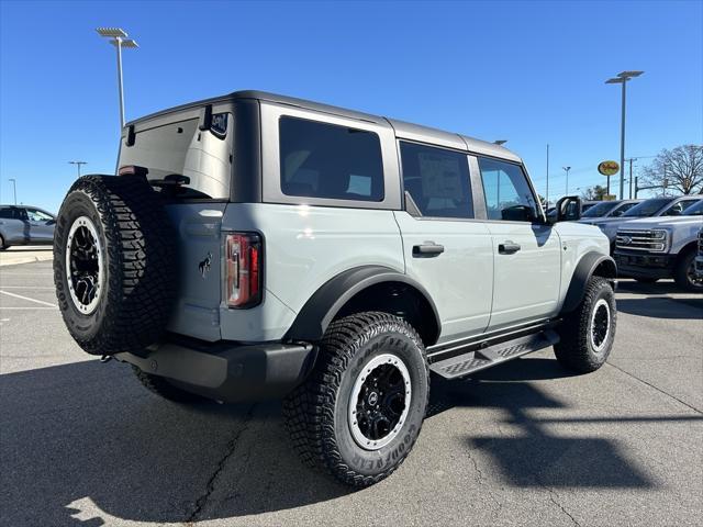 new 2024 Ford Bronco car, priced at $53,631