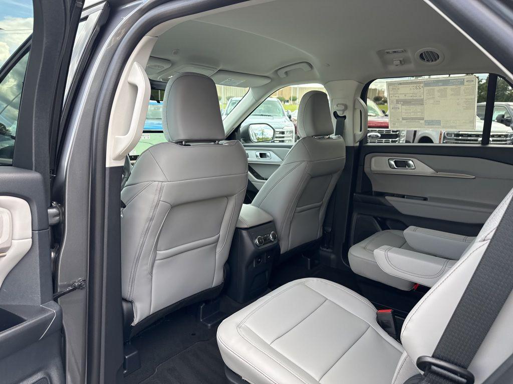 new 2025 Ford Explorer car, priced at $47,160