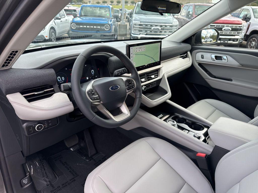 new 2025 Ford Explorer car, priced at $47,160