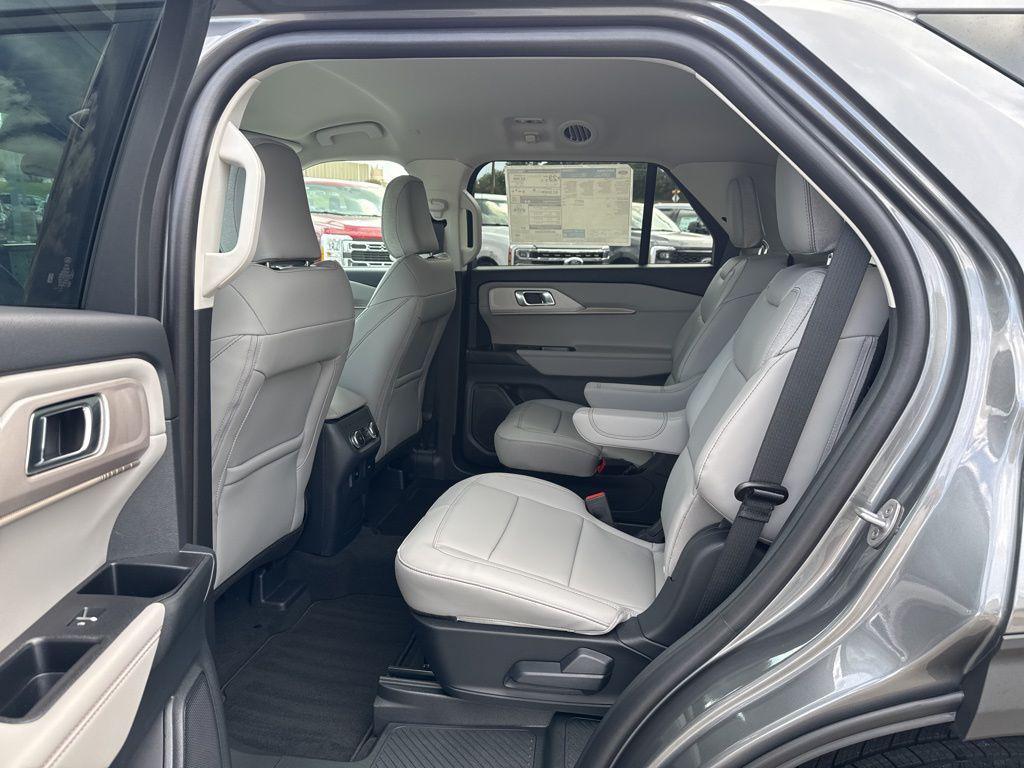 new 2025 Ford Explorer car, priced at $47,160